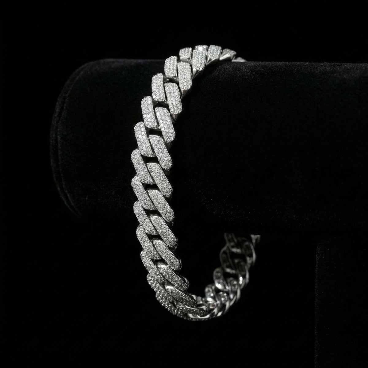 20 mm Moissanite Prong Cuban Armband
