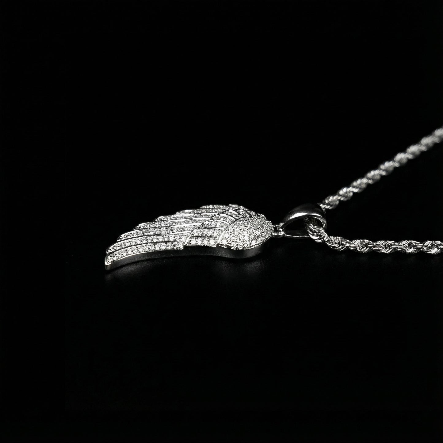 Angel Wing Anhänger Gold Iced Out