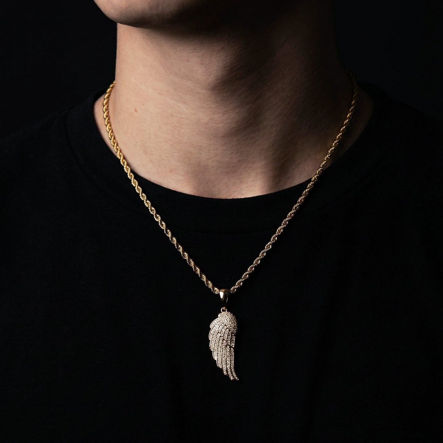 Angel Wing Anhänger Gold Iced Out