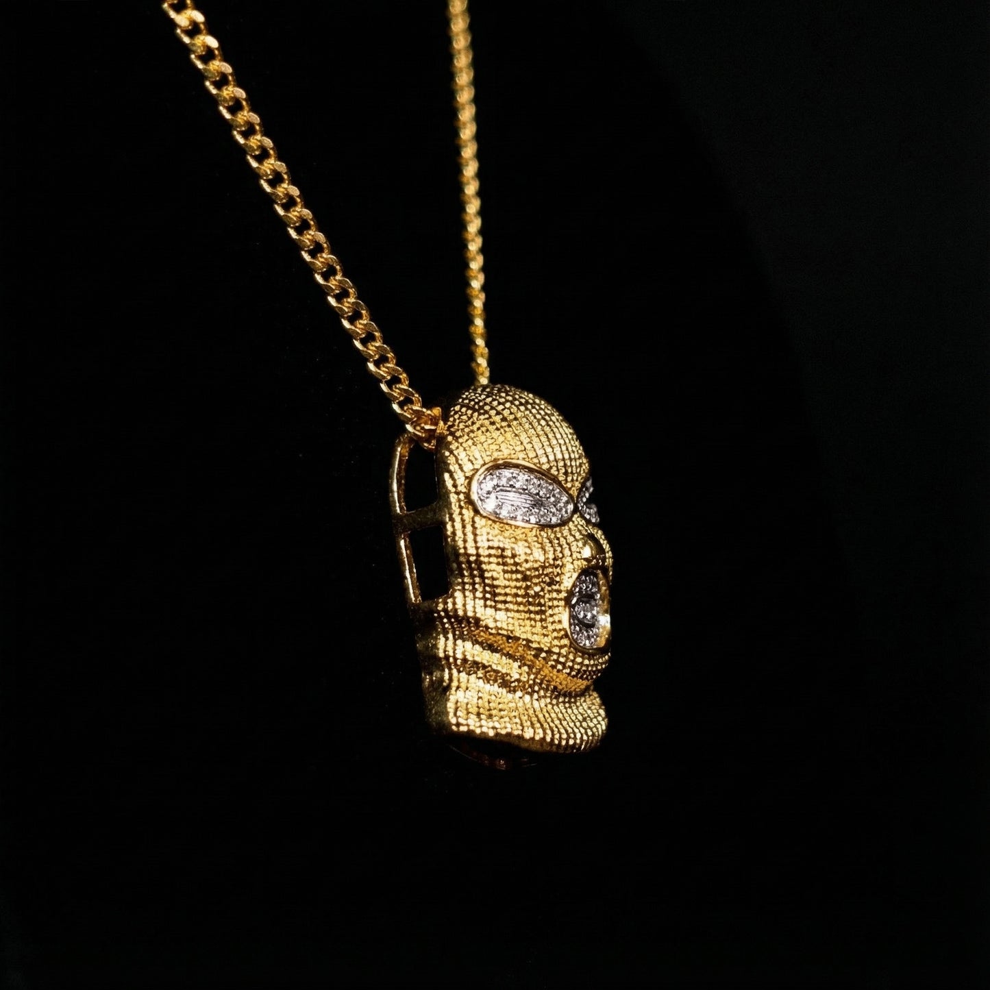 Mask-On Anhänger Gold