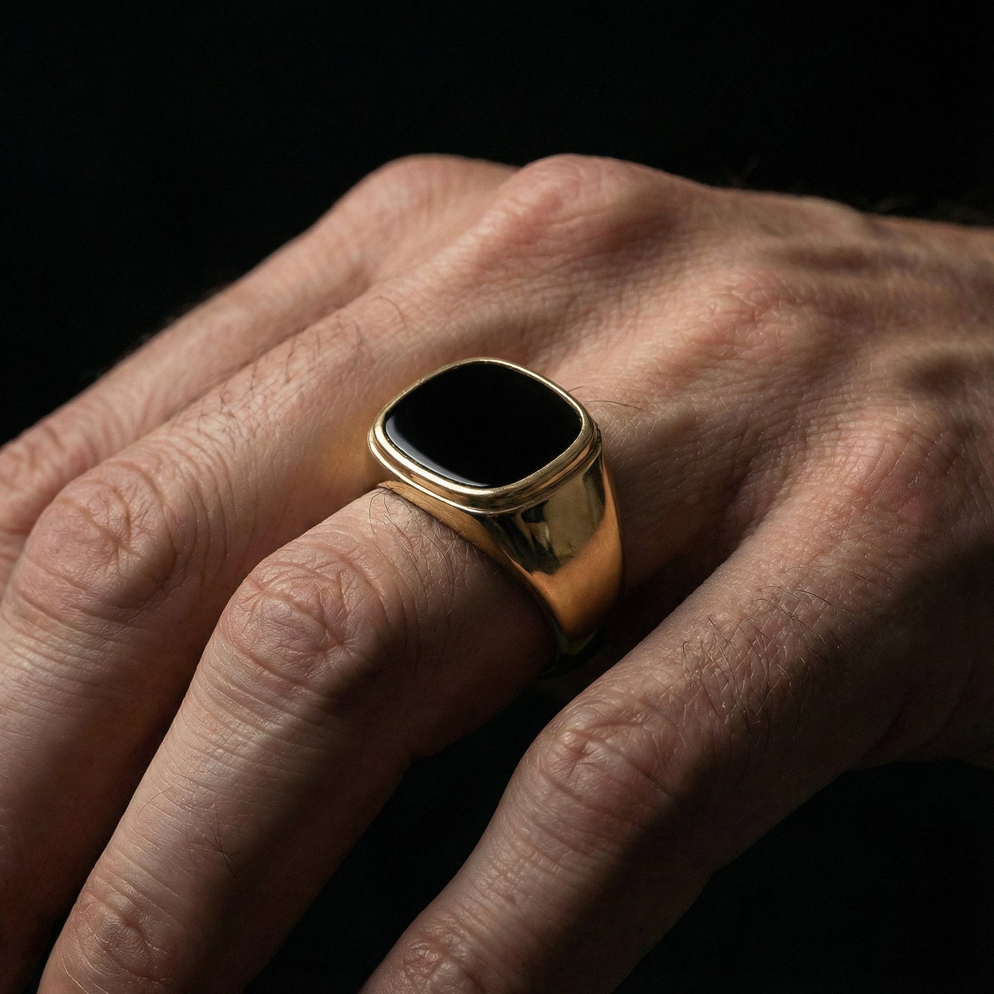 Schwarzstein Ring Gerundet