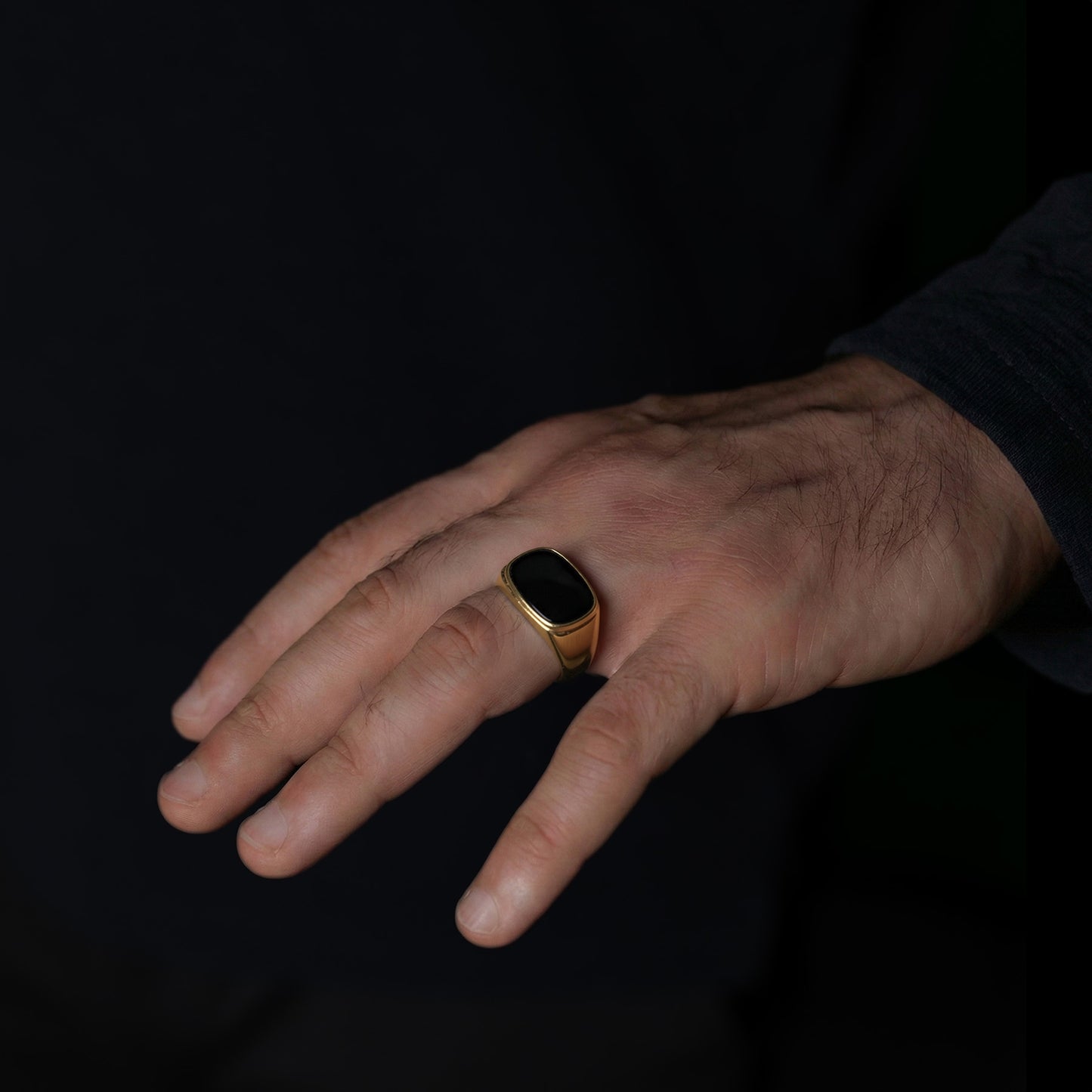 Schwarzstein Ring Gerundet